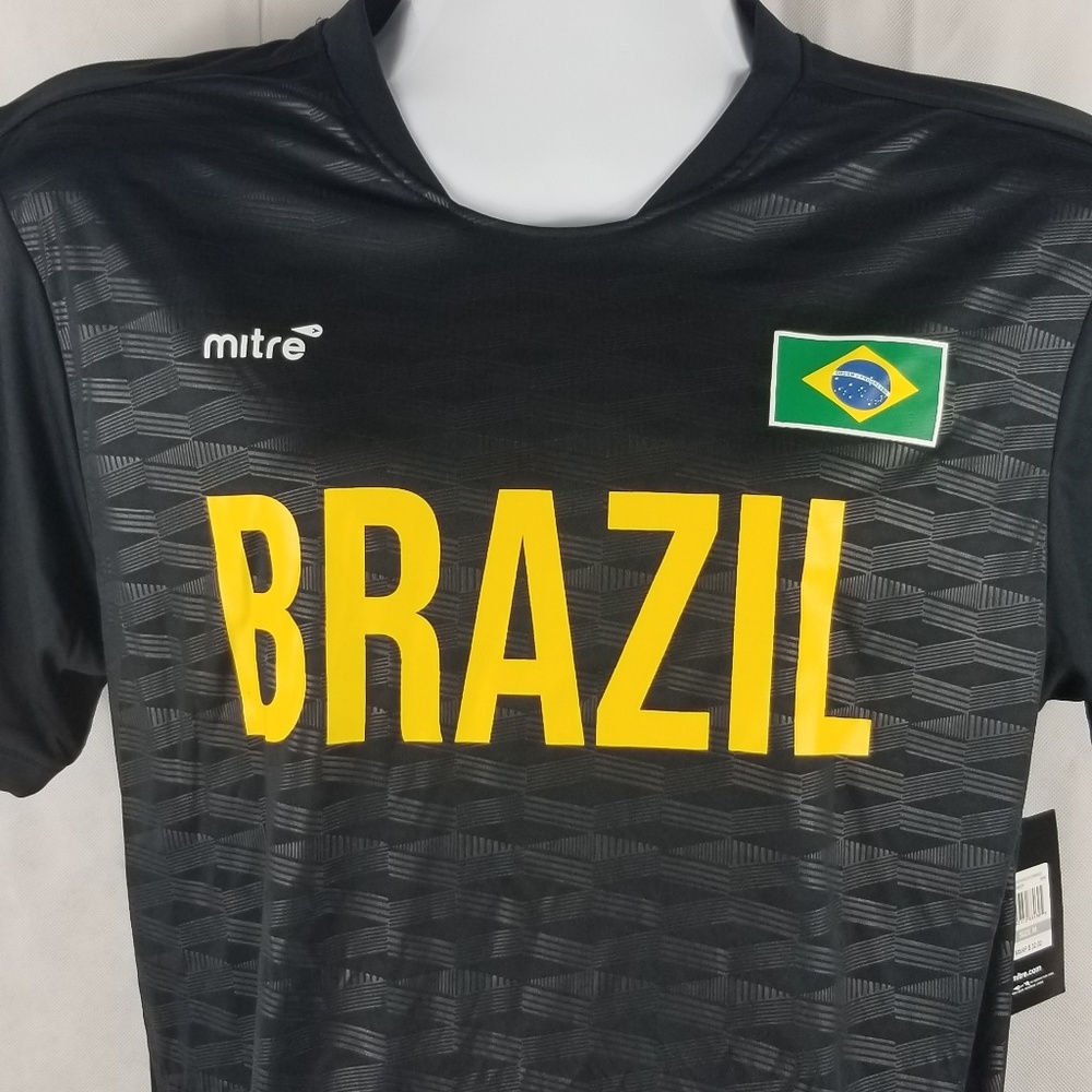 !!!BRAND NEW !!!! Mitre "BRAZIL" football jersey